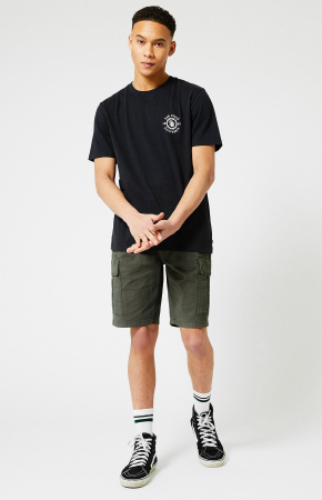 Short cargo pockets